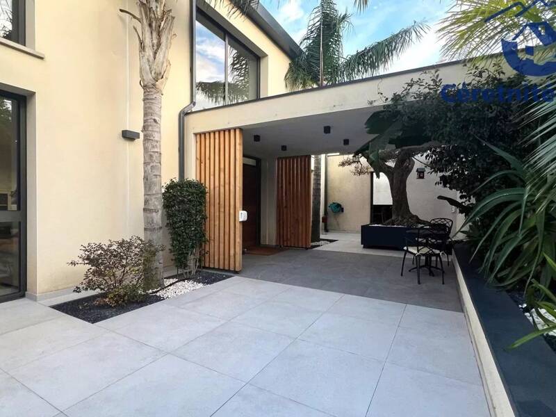 Maison à vendre, 207m², PERPIGNAN