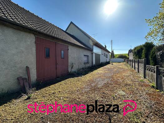 Maison à vendre 159 500 € 6 pièces 4 chambres 140 m² 1 132 m² de terrain Villevenard 51270