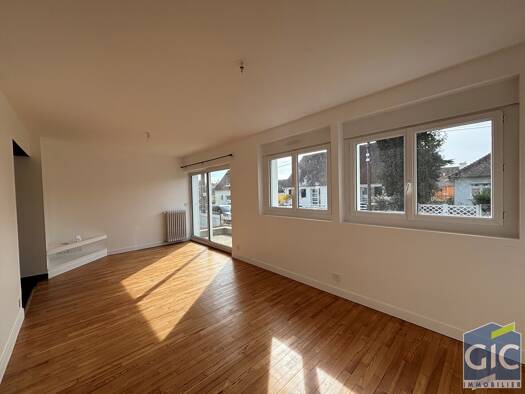 Maison à louer 1 495 € 5 pièces 3 chambres 78 m² Le Chemin Vert Caen 14000