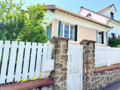Maison à vendre 545 000 € 6 pièces 3 chambres 111,4 m² 326 m² de terrain Buzenval Garches 92380
