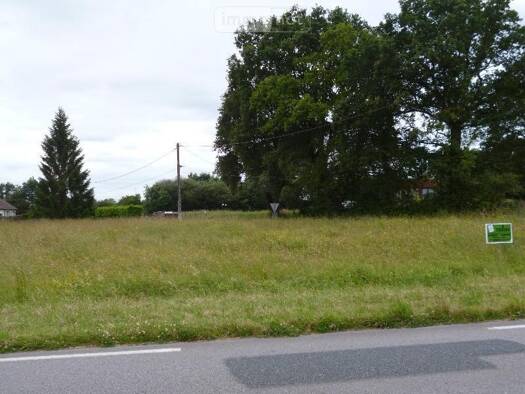 Terrain constructible à vendre 16 500 € 1 555 m² de terrain Neuvy-Saint-Sépulchre 36230