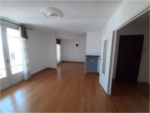 Appartement à louer 750 € 4 pièces 2 chambres 67,1 m² 3ème étage Centre Ville-Stalingrad Alès 30100