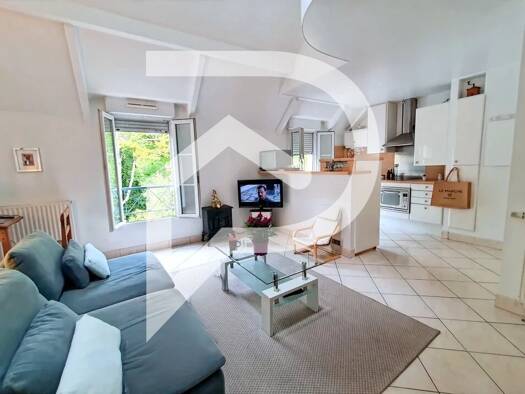 Appartement à vendre 235 000 € 2 pièces 1 chambre 52 m² Étage 3/4 Rives de l'Oise L'Isle-Adam 95290