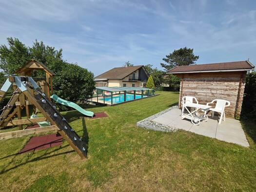 Maison à vendre 365 000 € 7 pièces 4 chambres 123 m² 1 249 m² de terrain Roches les Blamont 25310