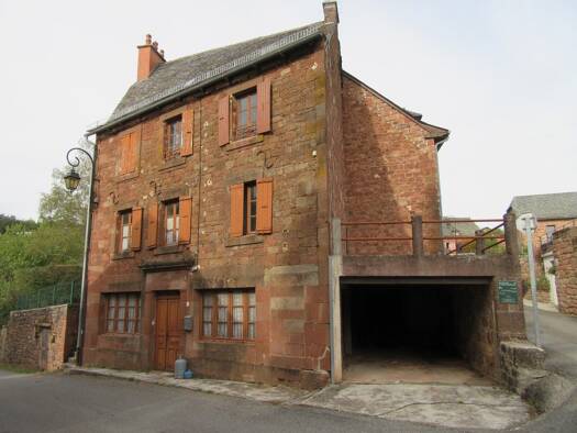 Maison à vendre 45 000 € 4 pièces 3 chambres 146 m² Pruines 12320