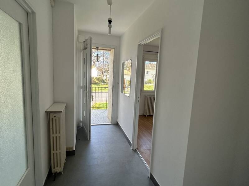 Maison à louer, 72m², SAINTES