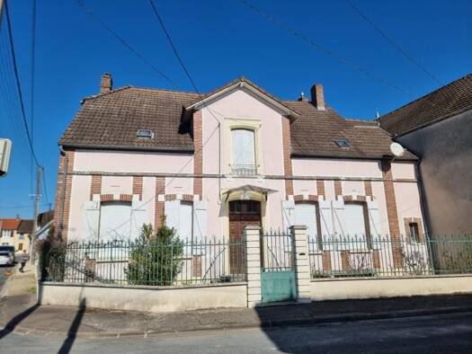 Maison à vendre 147 000 € 6 pièces 4 chambres 190 m² 558 m² de terrain Conflans sur Seine 51260