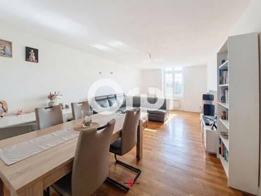 Appartement à vendre 82 900 € 3 pièces 2 chambres 97,8 m² La Fère 02800