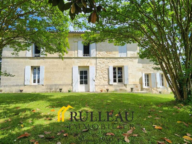 Maison à vendre, 201m², SALIGNAC
