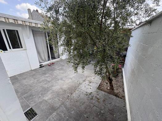 Appartement à louer 975 € 3 pièces 2 chambres 53 m² RDC Plailly 60128