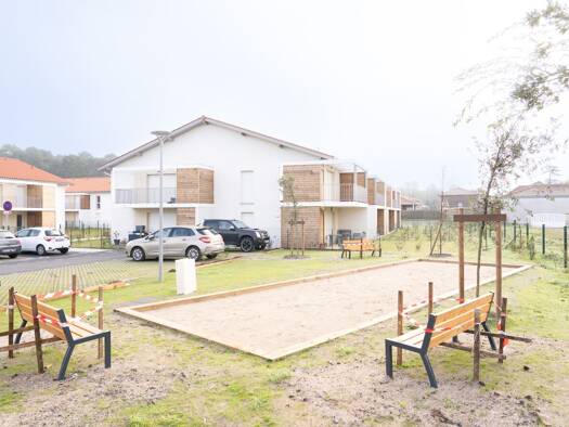 Appartement à vendre - Première occupation 110 000 € 2 pièces 1 chambre 41,2 m² RDC/1 Bourg Mimizan 40200