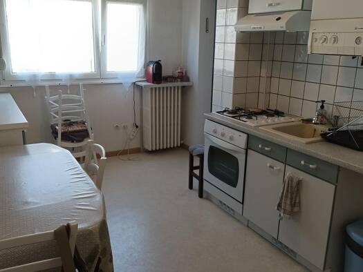 Appartement à vendre 75 000 € 2 pièces 1 chambre 30 m² Étage 1/2 Devant les Ponts Metz 57050