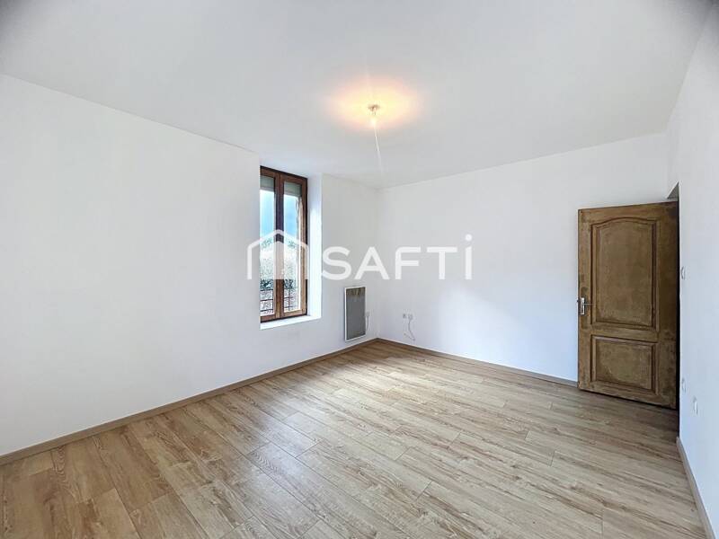 Maison à vendre, 75m², SAINT PASTOUR