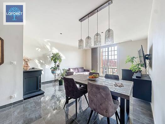 Appartement à louer 1 400 € 3 pièces 2 chambres 61 m² 1er étage Sud Parmain 95620