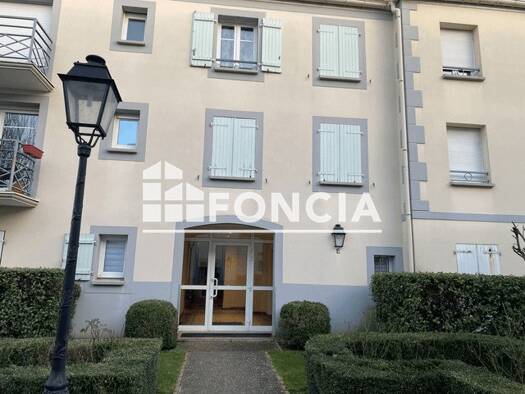 Appartement à louer 650 € 1 pièce 23 m² Étage 1/2 Roissy-en-France 95700