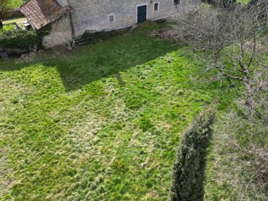 Terrain constructible à vendre 140 000 € 1 168 m² de terrain Parmilieu 38390