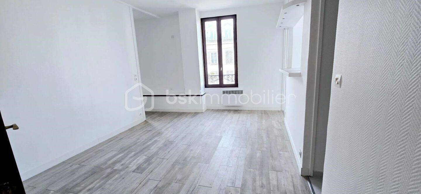Maison à vendre, 37m², CORBEIL ESSONNES