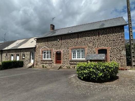 Maison à vendre 114 400 € 5 pièces 2 chambres 98 m² 1 850 m² de terrain Châtillon-sur-Colmont 53100
