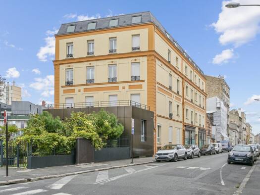 Local commercial à vendre 449 000 € 429 m² de surface de vente divisible Ivry-sur-Seine 94200