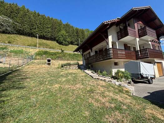 Maison à vendre 485 000 € 6 pièces 5 chambres 123 m² 1 180 m² de terrain Bellevaux 74470