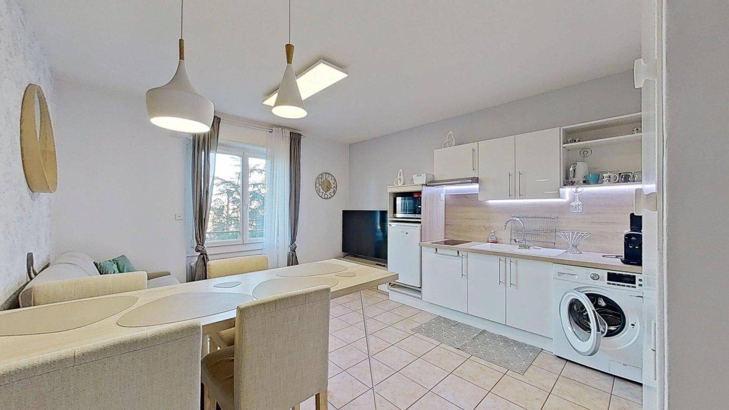 Maison à louer, 21m², TASSIN LA DEMI LUNE