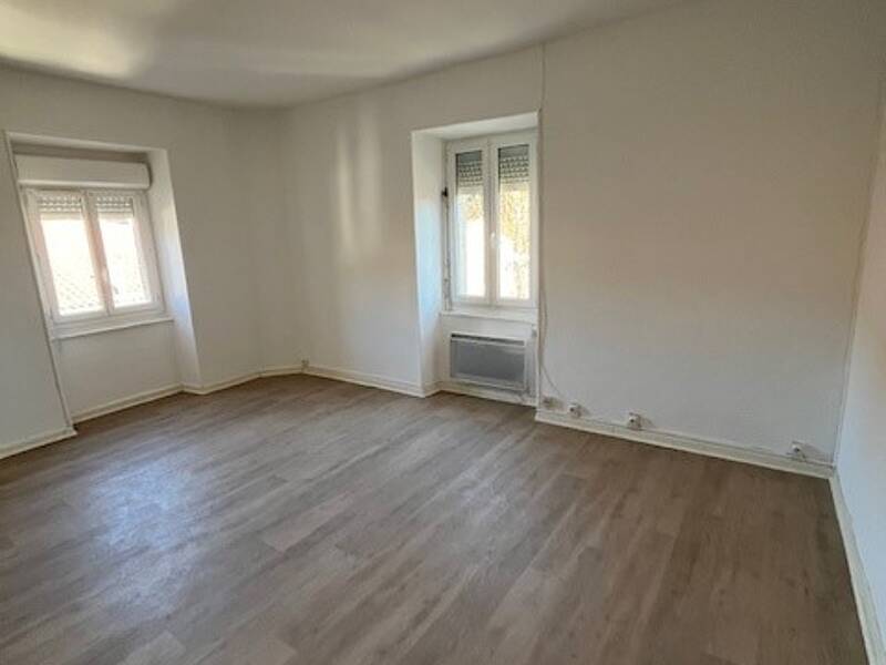 Maison à louer, 61m², BESSEGES