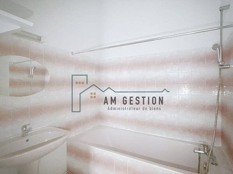 Maison à louer, 45m², AIXE SUR VIENNE