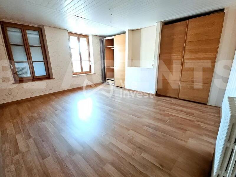 Maison à vendre, 190m², VOUZIERS