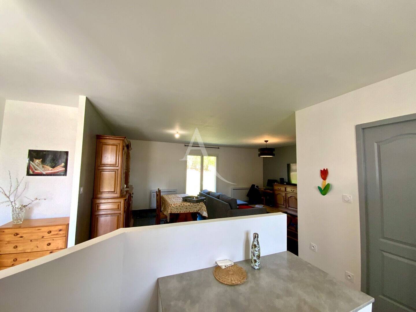 Maison à vendre, 89m², MONTENDRE