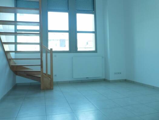 Duplex à louer 655 € 2 pièces 1 chambre 36 m² Étage 1/4 Reims 51100