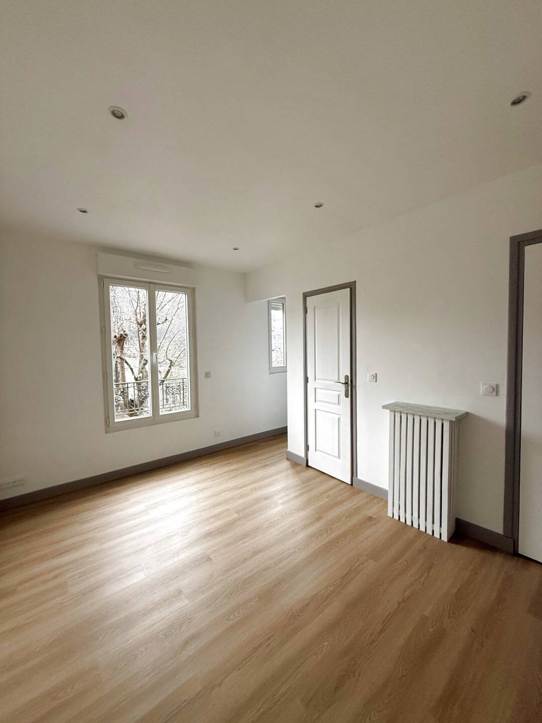 Maison à louer, 16m², COURBEVOIE