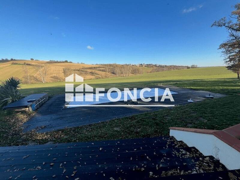 Maison à louer, 264m², AYGUESVIVES