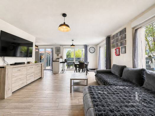 Maison à vendre 382 000 € 4 pièces 3 chambres 87 m² Sud Marignier 74970