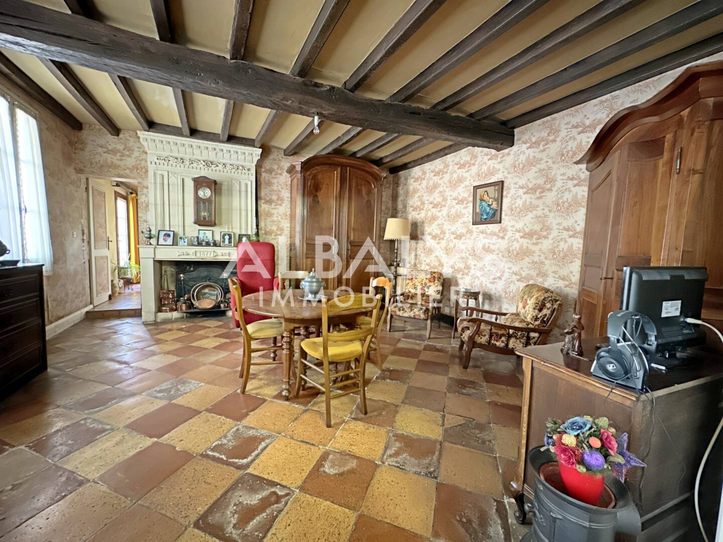 Maison à vendre, 160m², LES ARTIGUES DE LUSSAC