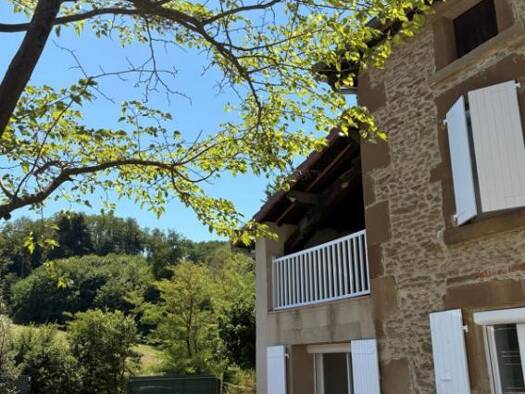 Maison à louer 1 100 € 5 pièces 1 chambre 150 m² Montchenu 26350
