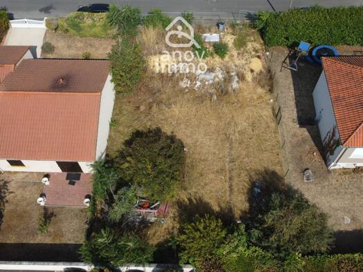 Terrain à vendre 39 000 € 339 m² de terrain Chasseneuil-du-Poitou 86360