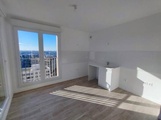 Duplex à louer 1 833 € 4 pièces 1 chambre 99 m² 14ème étage Prefecture Bobigny 93000