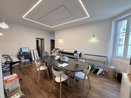 Espace bureau à louer 1 635 € 85 m² de bureaux Centre Rennes 35000