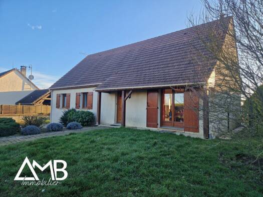 Maison à vendre 279 000 € 7 pièces 5 chambres 148 m² 935 m² de terrain Aunay-sous-Auneau 28700