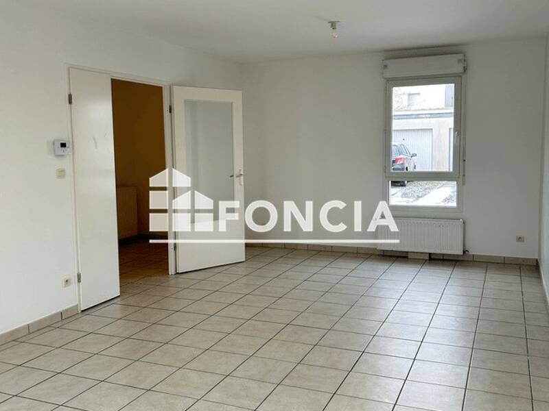 Maison à louer, 91m², LA CHAPELLE SAINT MESMIN