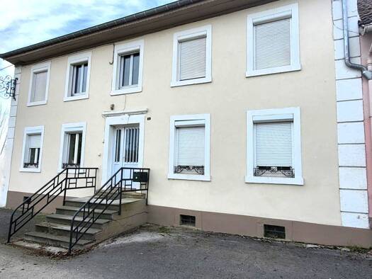 Immeuble à vendre 140 000 € 197 m² Morvillars 90120