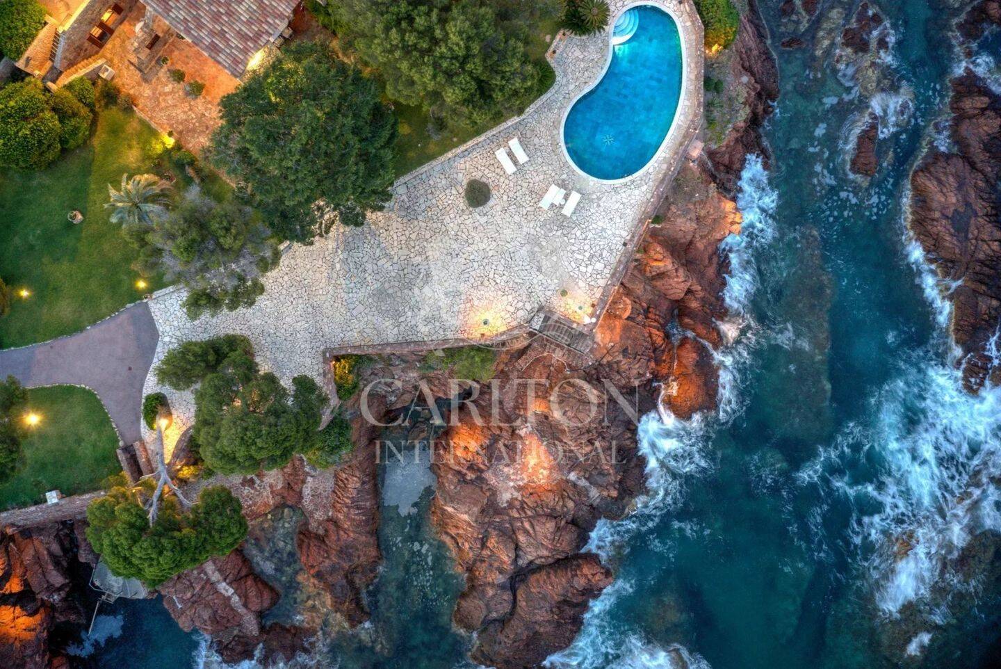 Maison à vendre, 625m², THEOULE SUR MER