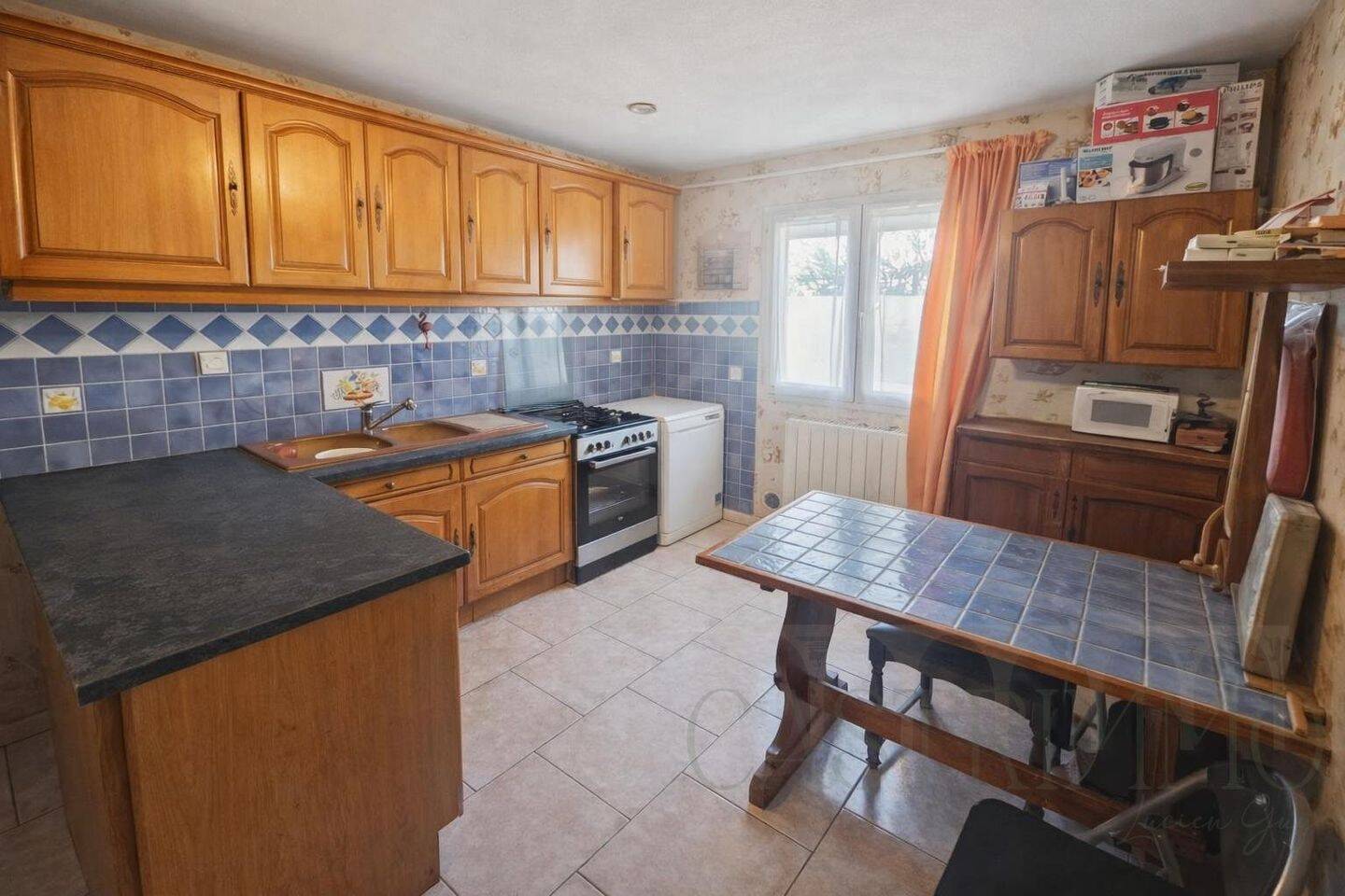 Maison à vendre, 110m², RESTINCLIERES