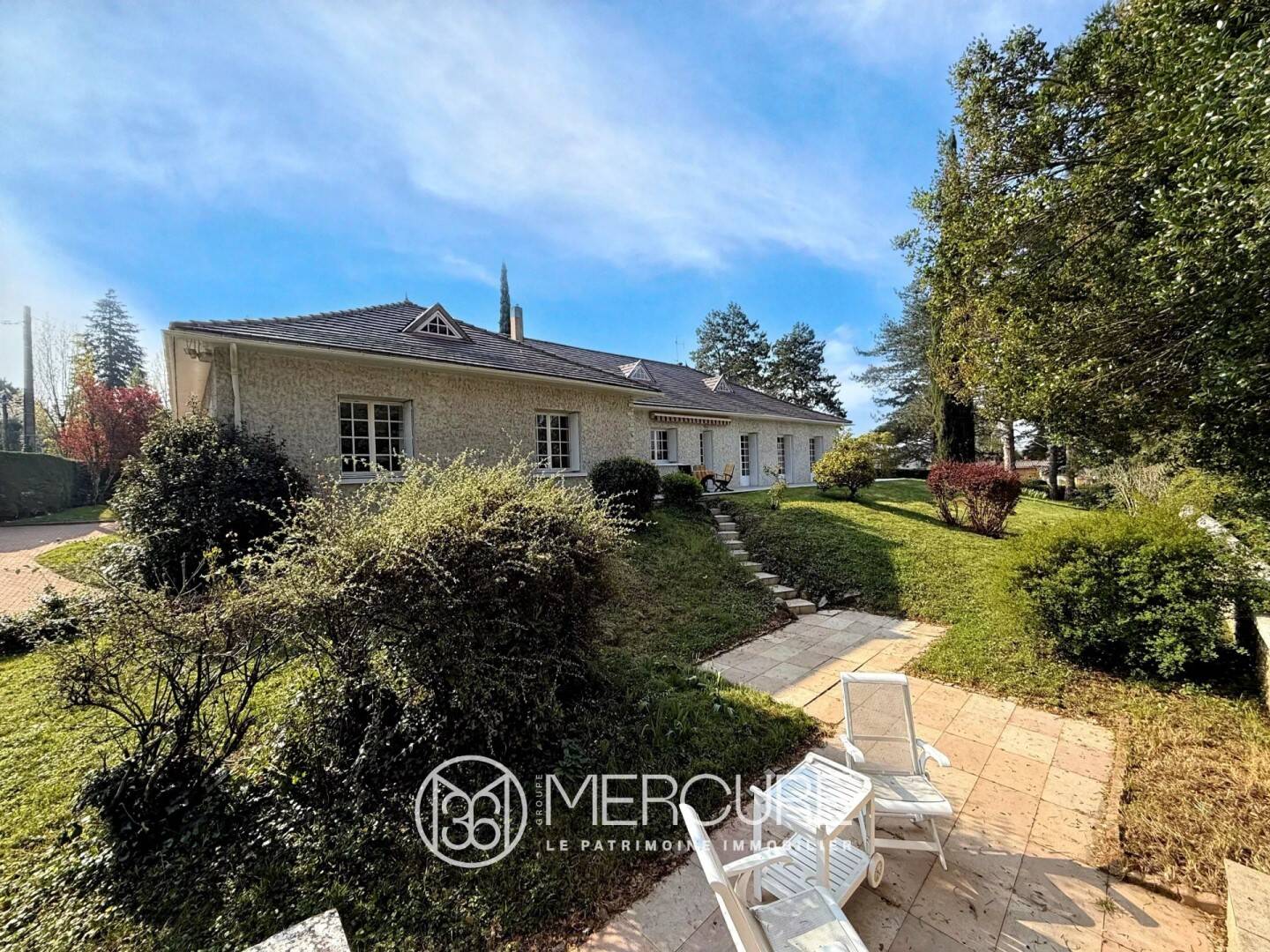 Maison à vendre, 323m², POITIERS