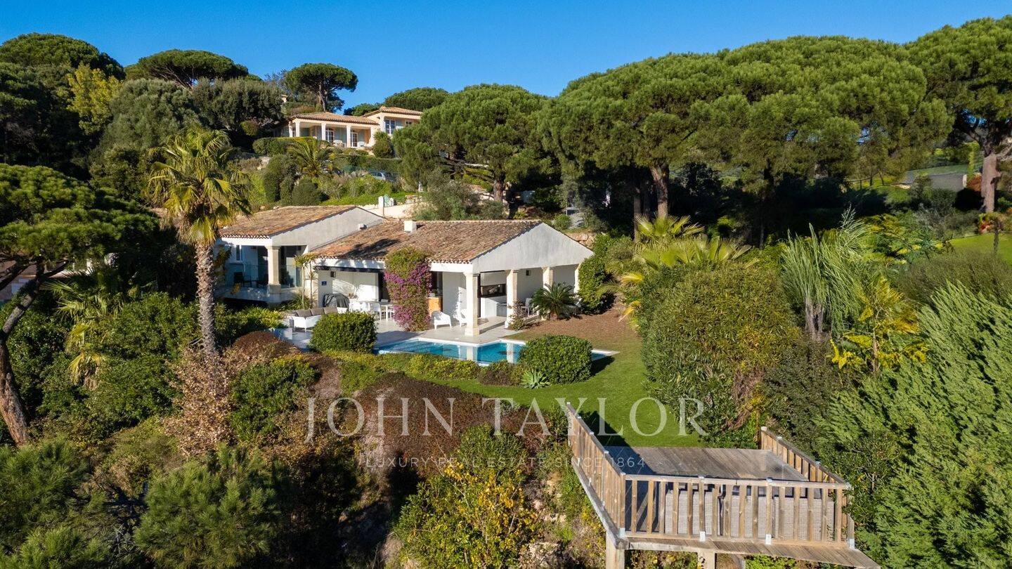 Maison à vendre, 173m², LA CROIX VALMER