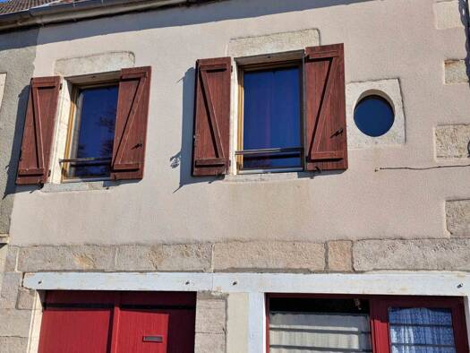 Maison à vendre 87 200 € 3 pièces 2 chambres 106 m² 30 m² de terrain Ouest Clamecy 58500