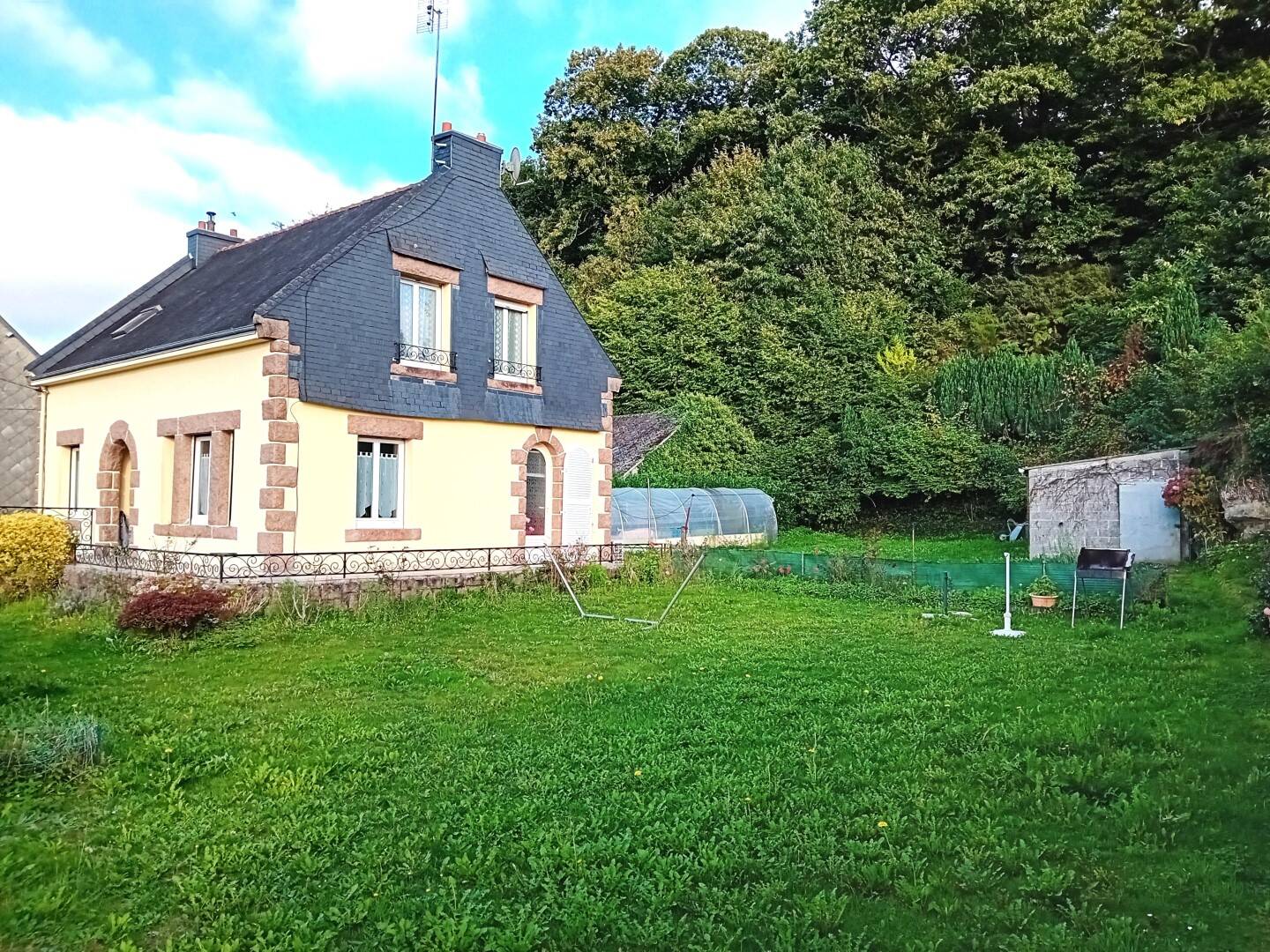 Maison à vendre, 113m², ROSTRENEN