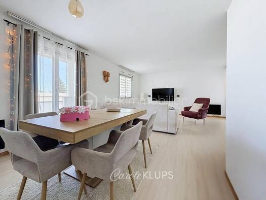 Appartement à vendre 137 000 € 3 pièces 2 chambres 74,2 m² Étage 2/4 Sud Ouest Wittenheim 68270