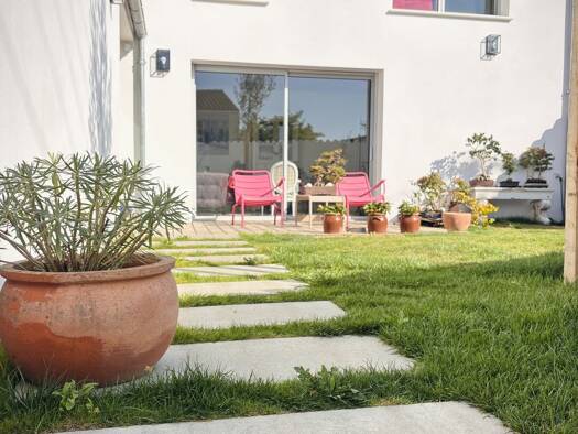 Maison à vendre 700 000 € 4 pièces 3 chambres 99,5 m² 175 m² de terrain Saint Maurice-Fetilly La Rochelle 17000