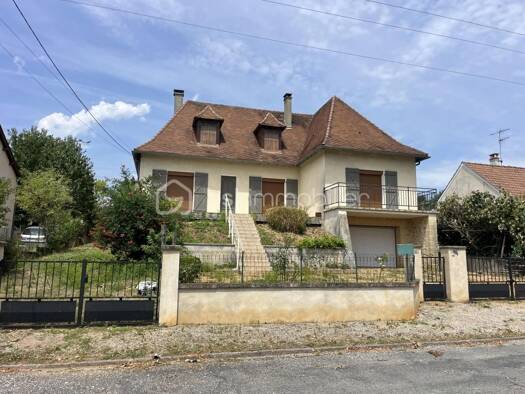 Maison à vendre 231 500 € 6 pièces 3 chambres 166 m² La Douze 24330